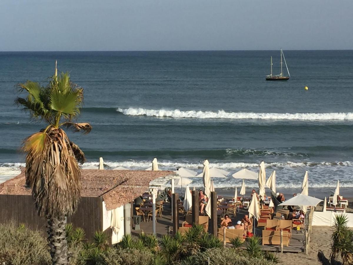 Nid Douillet Dans Les Coursives Du Village Naturiste Du Cap D Agde Dış mekan fotoğraf